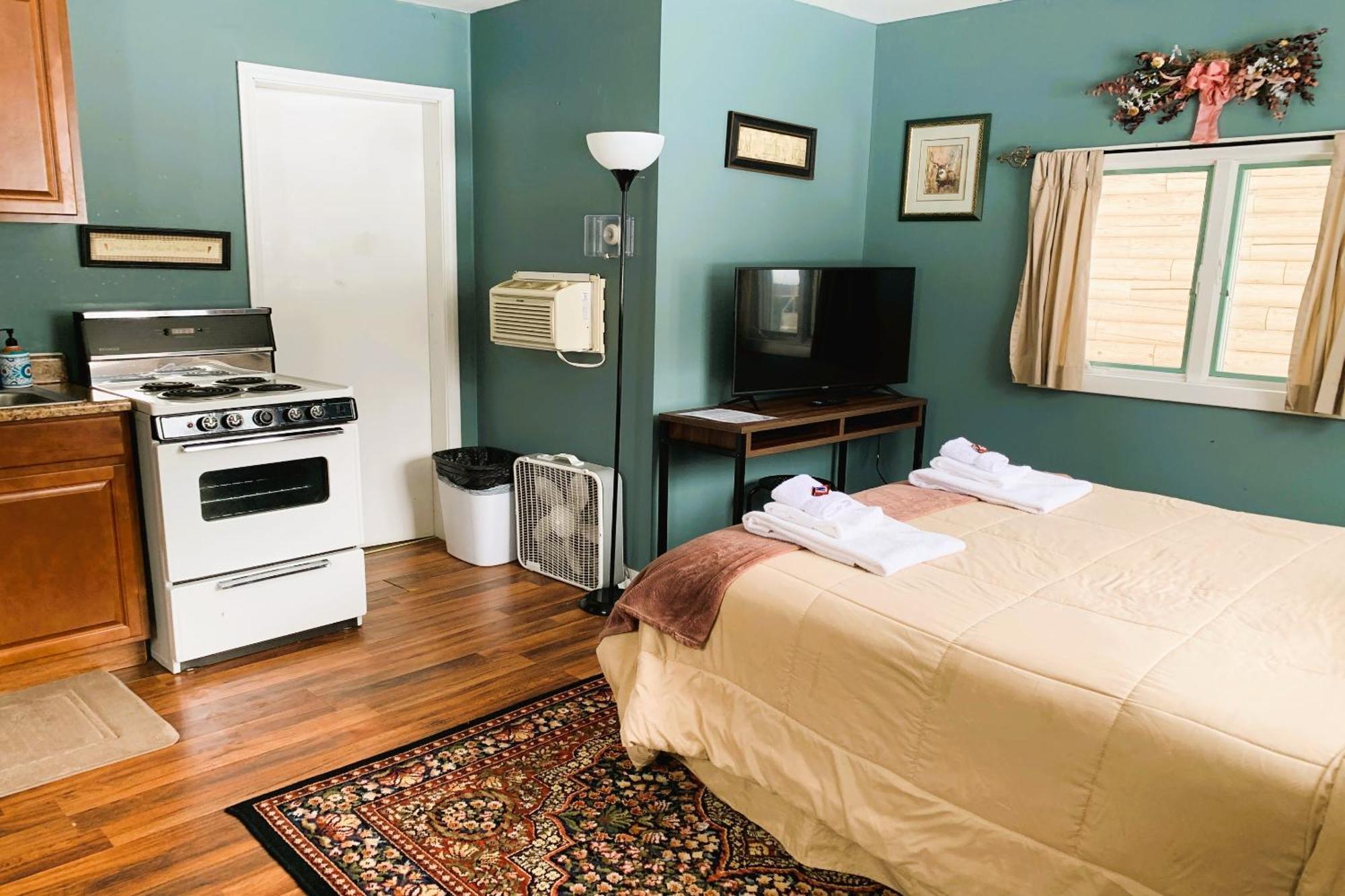 Love Hotels St John River By Oyo At Fort Kent Me Saint John Plantation Buitenkant foto