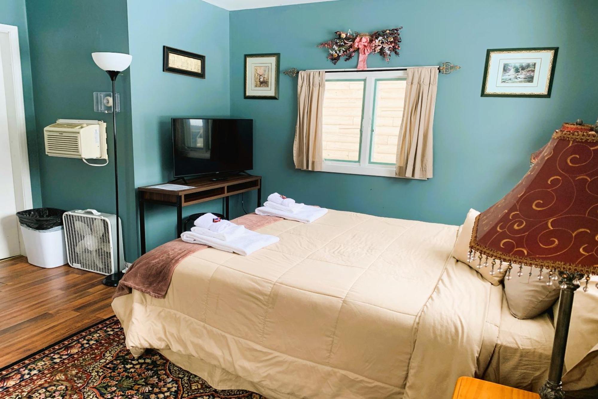 Love Hotels St John River By Oyo At Fort Kent Me Saint John Plantation Buitenkant foto