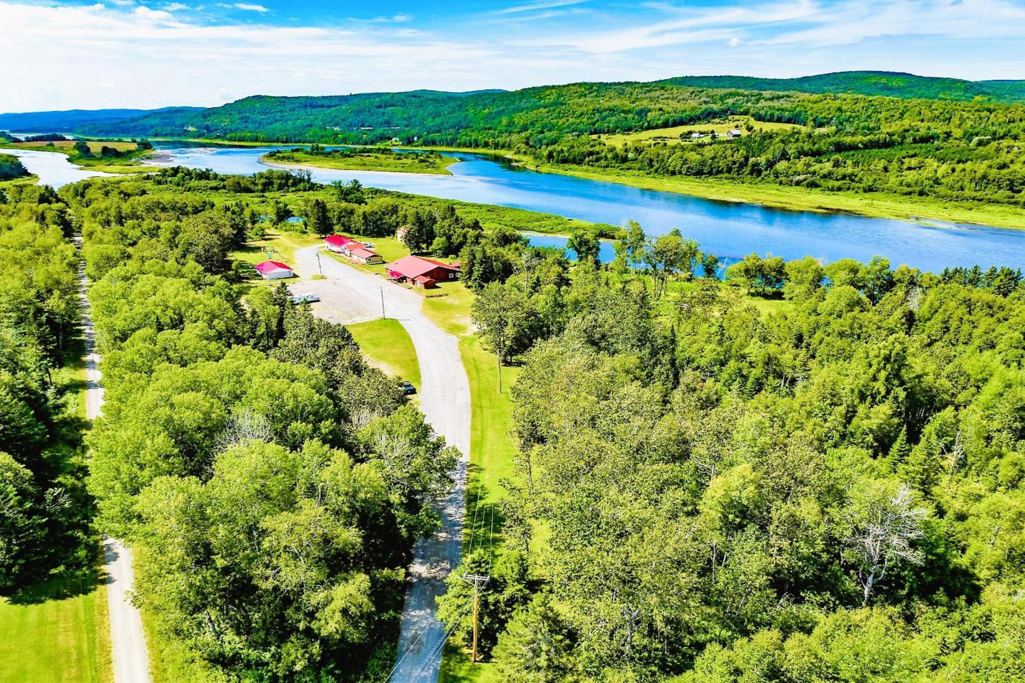 Love Hotels St John River By Oyo At Fort Kent Me Saint John Plantation Buitenkant foto